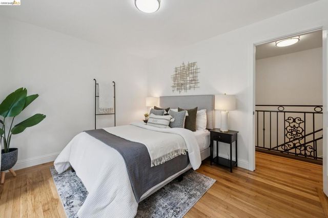 15 Edgecroft Rd, Kensington, CA 94707