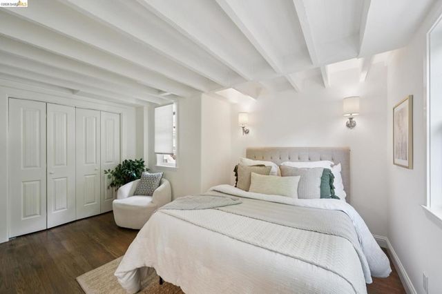 15 Edgecroft Rd, Kensington, CA 94707