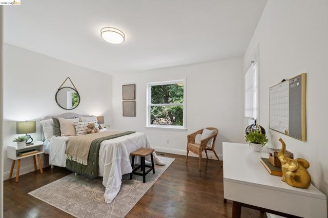 15 Edgecroft Rd, Kensington, CA 94707
