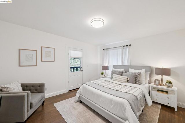 15 Edgecroft Rd, Kensington, CA 94707