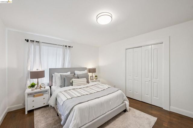 15 Edgecroft Rd, Kensington, CA 94707