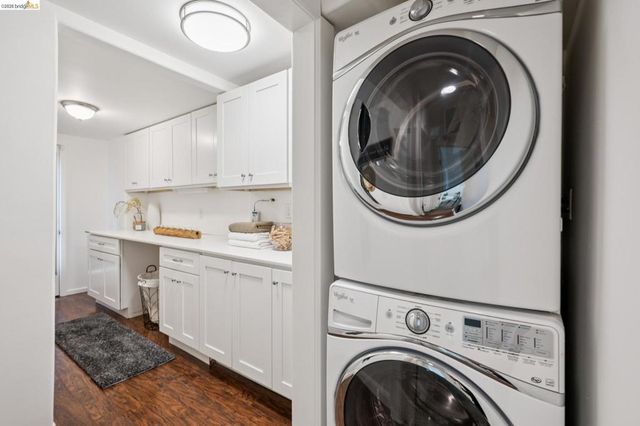 15 Edgecroft Rd, Kensington, CA 94707