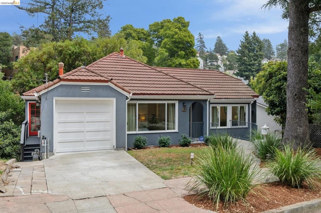 15 Edgecroft Rd, Kensington, CA 94707