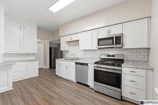 2410 Bancroft Street, Omaha, NE 68105