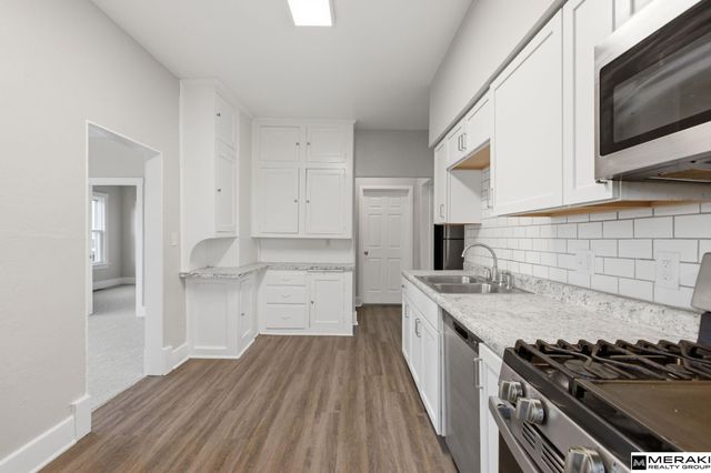 2410 Bancroft Street, Omaha, NE 68105