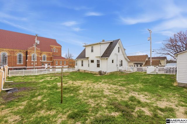 2410 Bancroft Street, Omaha, NE 68105