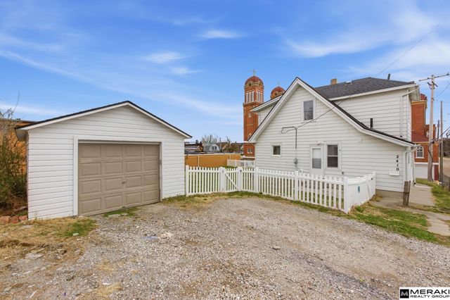 2410 Bancroft Street, Omaha, NE 68105