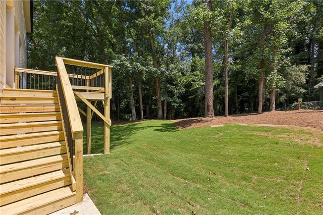 2400 Burch Circle NE, Brookhaven, GA 30319