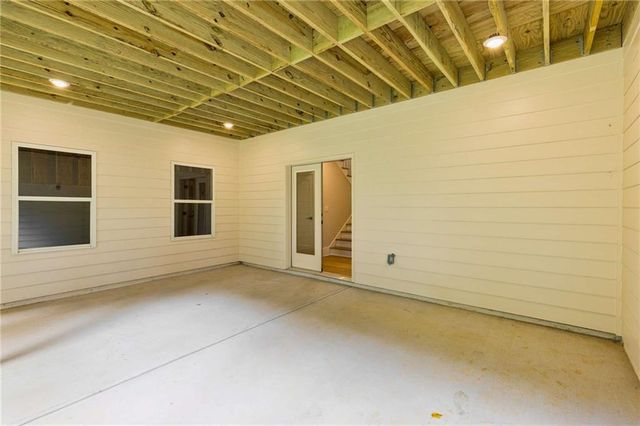 2400 Burch Circle NE, Brookhaven, GA 30319