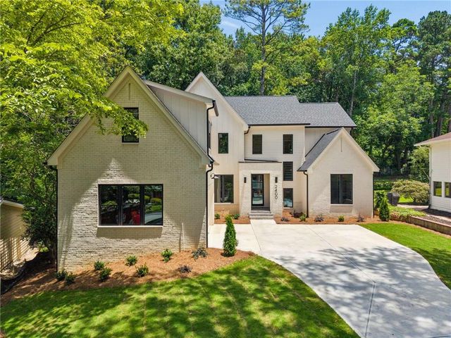 2400 Burch Circle NE, Brookhaven, GA 30319