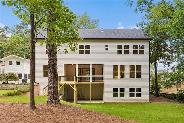 2400 Burch Circle NE, Brookhaven, GA 30319