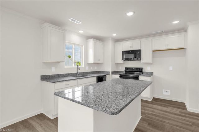 3917 Arcola Way, Greensboro, NC 27405