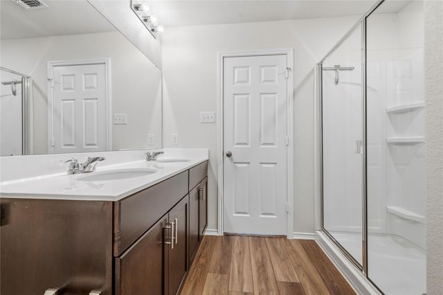 316 Stone Water LN, Jarrell, TX 76537