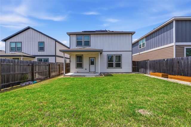316 Stone Water LN, Jarrell, TX 76537