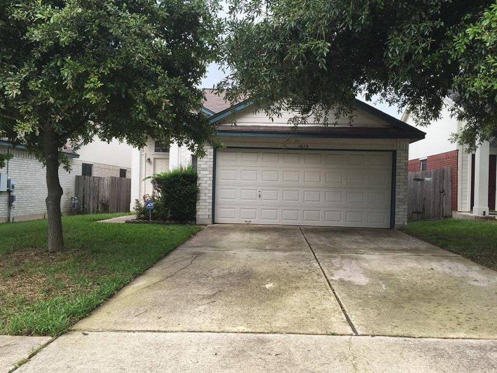 1619 HARNESS RACE WAY, Pflugerville, TX 78660