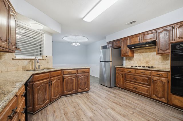 2607 Harbinger Lane, Dallas, TX 75287