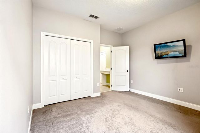 2393 PANORAMIC CIRCLE, Apopka, FL 32703