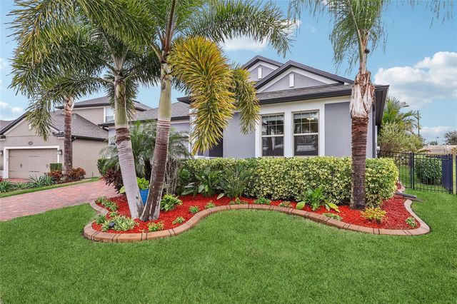 2393 PANORAMIC CIRCLE, Apopka, FL 32703