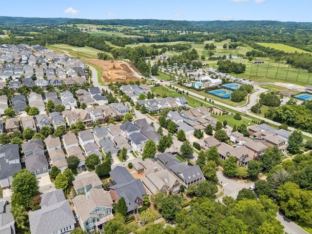 613 Stonewater Blvd, Franklin, TN 37064