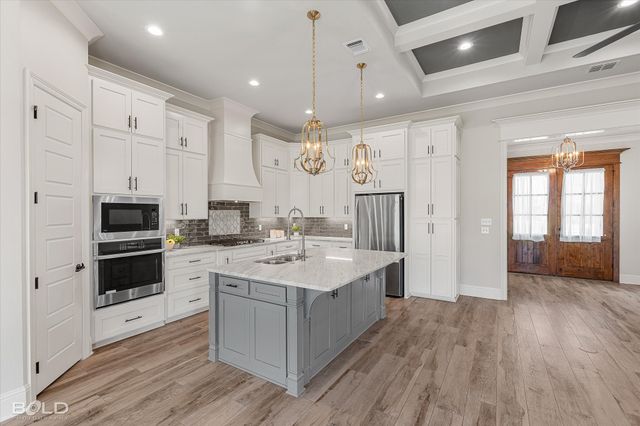 628 Dumaine Drive, Bossier City, LA 71111