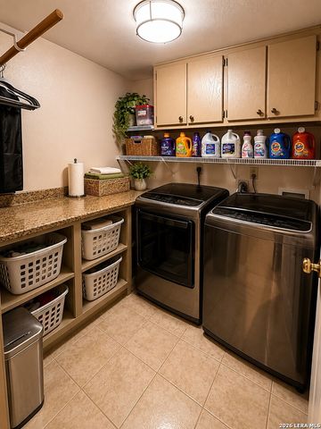 103 MISTY BND, Floresville, TX 78114