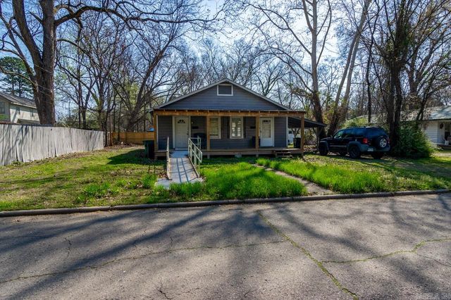 240 Ash Street, Conway, AR 72034