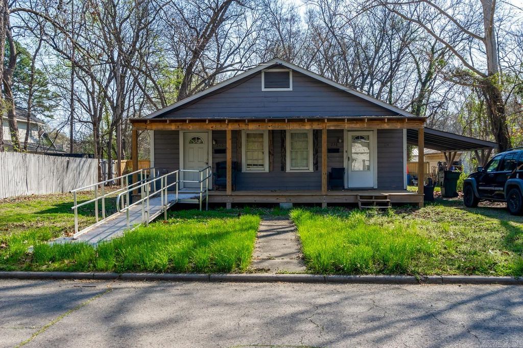 240 Ash Street, Conway, AR 72034