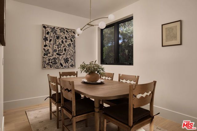 621 Frontenac Avenue, Los Angeles, CA 90065