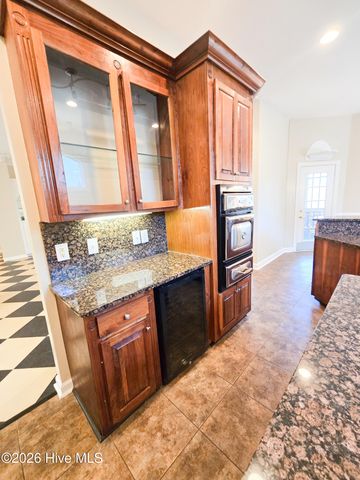 218 Wild Oak Drive, Swansboro, NC 28584