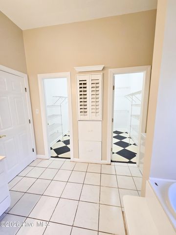 218 Wild Oak Drive, Swansboro, NC 28584