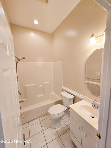 218 Wild Oak Drive, Swansboro, NC 28584