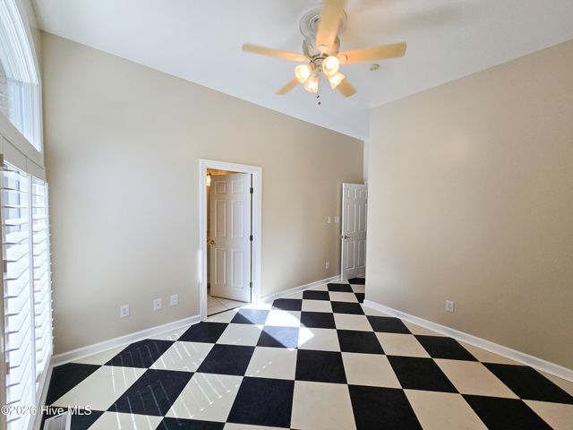 218 Wild Oak Drive, Swansboro, NC 28584