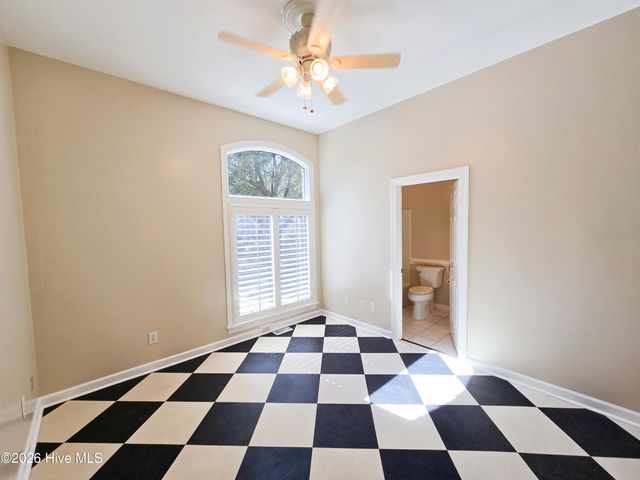 218 Wild Oak Drive, Swansboro, NC 28584