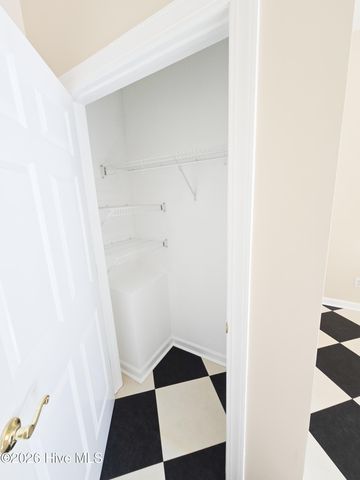 218 Wild Oak Drive, Swansboro, NC 28584