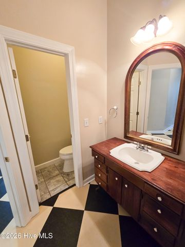 218 Wild Oak Drive, Swansboro, NC 28584