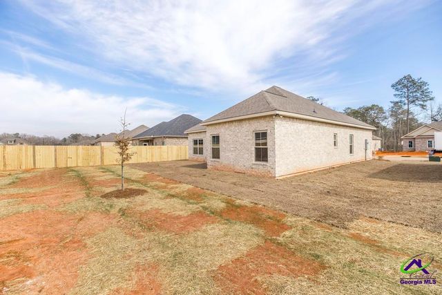 523 Bristleleaf Path, Kathleen, GA 31047