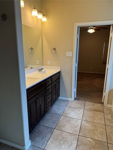1200 Meadowlakes Drive, Azle, TX 76020