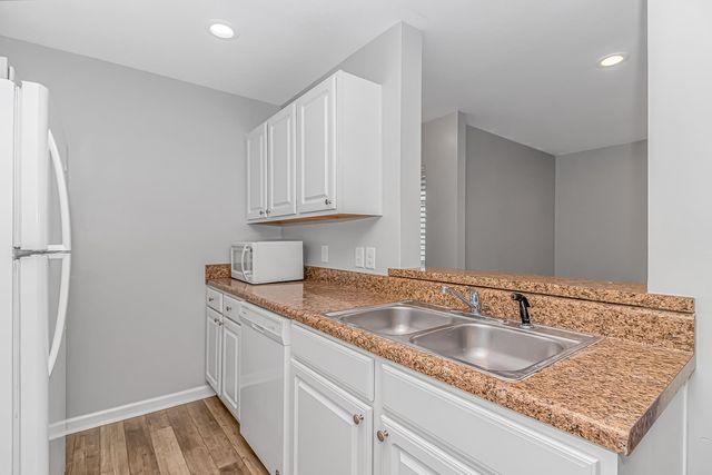 2258 Clearwater Dr Apt D, Myrtle Beach, SC 29575