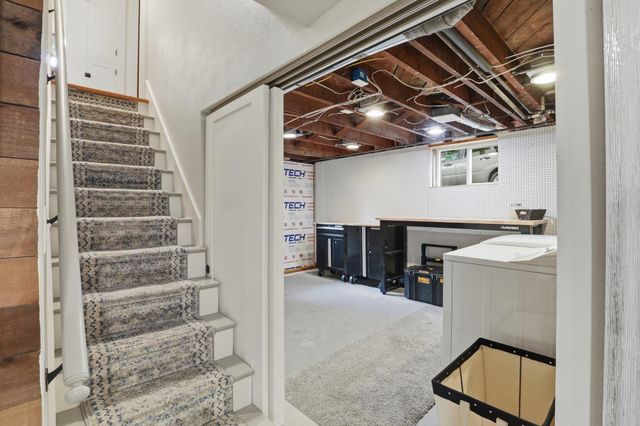 733 E 33rd Ave, Spokane, WA 99203