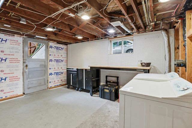 733 E 33rd Ave, Spokane, WA 99203
