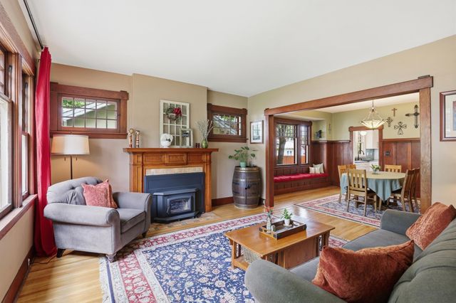 733 E 33rd Ave, Spokane, WA 99203