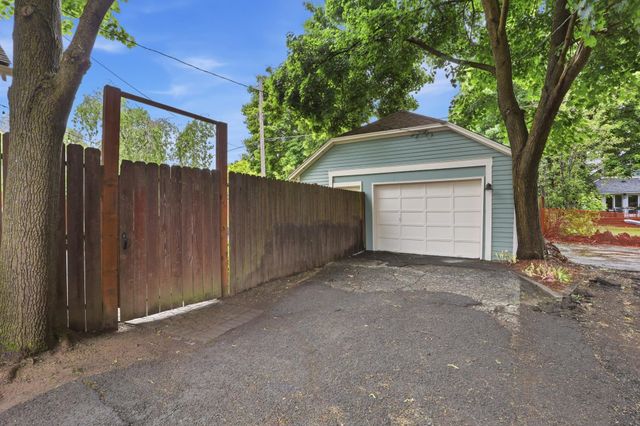 733 E 33rd Ave, Spokane, WA 99203