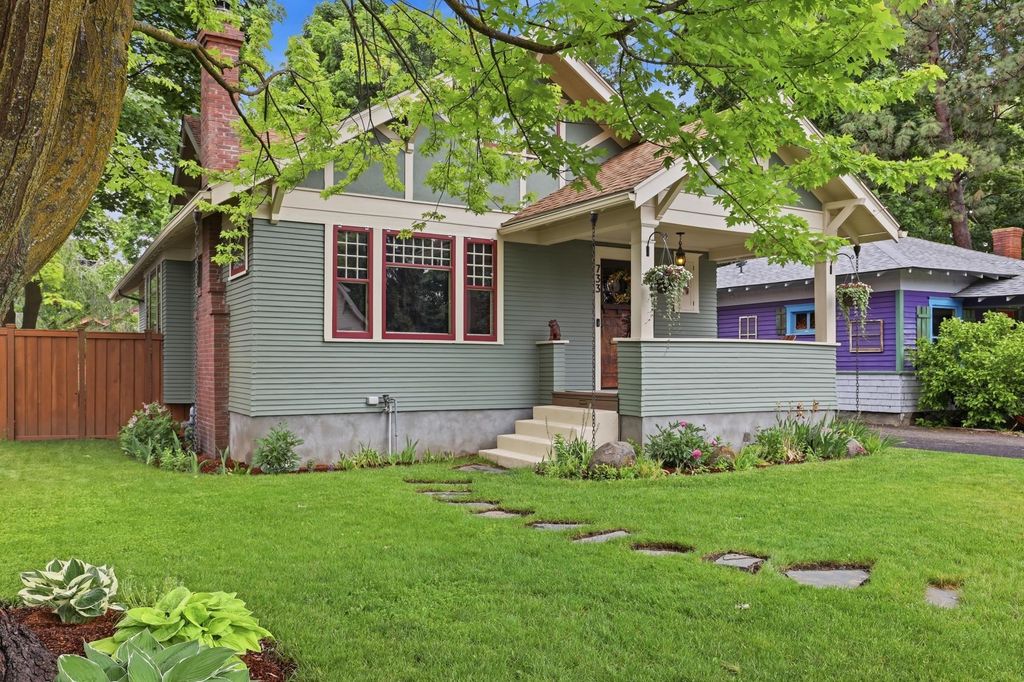 733 E 33rd Ave, Spokane, WA 99203