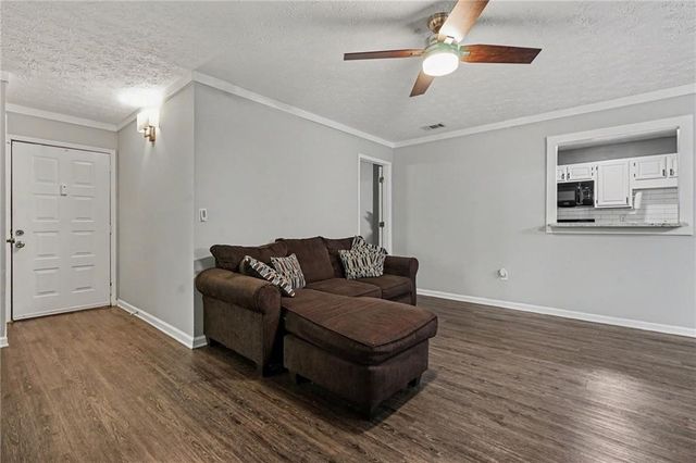 4004 Woodridge Way, Tucker, GA 30084