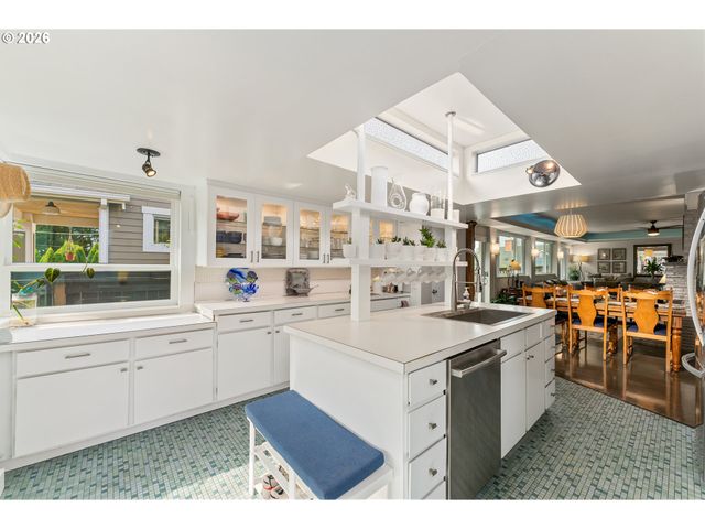 3425 Ne 33rd Ave, Portland, OR 97212
