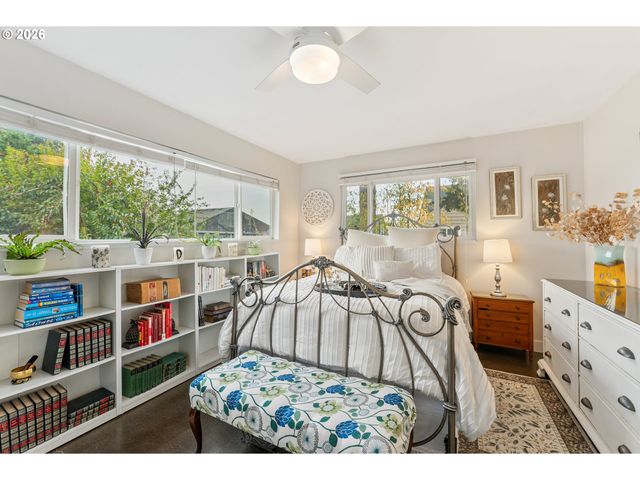 3425 Ne 33rd Ave, Portland, OR 97212