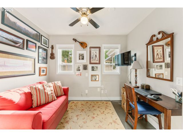 3425 Ne 33rd Ave, Portland, OR 97212