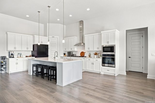 209 FLY LINE TRL, New Braunfels, TX 78132