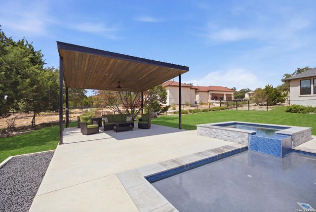 209 FLY LINE TRL, New Braunfels, TX 78132