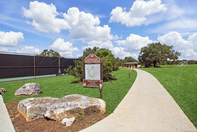 209 FLY LINE TRL, New Braunfels, TX 78132